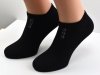 Męskie stopki do sneakersów Aura Via zostały zaprojektowane z myślą o codziennym komforcie. Niski krój, elastyczny materiał i klasyczne kolory sprawiają, że model łatwo dopasować do nowoczesnego, sportowego stylu.